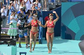 Paris 2024 - Beach Volley - Brazii v Japon