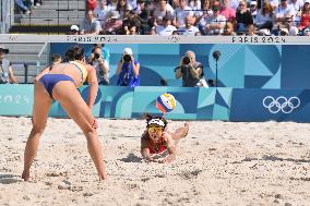 Paris 2024 - Beach Volley - Brazii v Japon