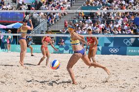 Paris 2024 - Beach Volley - Brazii v Japon