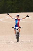 Paris 2024 - VTT - Pauline Ferrand Prevot Wins Gold