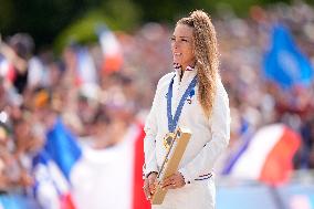 Paris 2024 - VTT - Pauline Ferrand Prevot Wins Gold