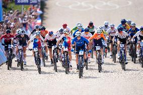 Paris 2024 - VTT - Pauline Ferrand Prevot Wins Gold