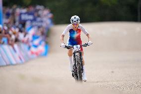 Paris 2024 - VTT - Pauline Ferrand Prevot Wins Gold