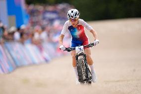 Paris 2024 - VTT - Pauline Ferrand Prevot Wins Gold