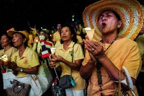 Celebrates Thai King Maha Vajiralongkorn's 72nd Birthday.