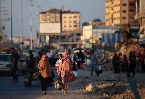 Israeli Evacuation Orders In The Central Gaza Strip