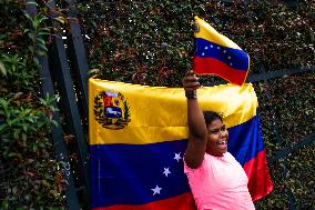 Venezuelans in Colombia during Presidential Elections