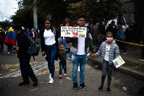 Venezuelans in Colombia during Presidential Elections