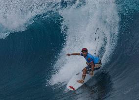 Paris 2024 - Women's Round 1 Heat Of Surfing