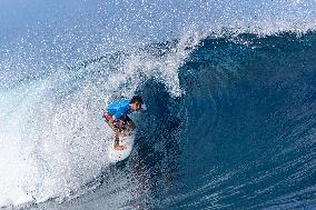 Paris 2024 - Women's Round 1 Heat Of Surfing