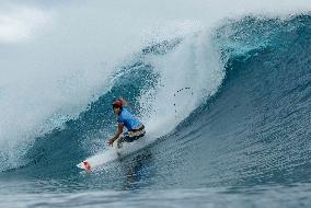 Paris 2024 - Women's Round 1 Heat Of Surfing