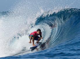 Paris 2024 - Women's Round 1 Heat Of Surfing