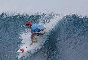 Paris 2024 - Women's Round 1 Heat Of Surfing