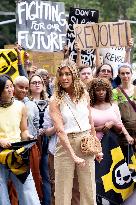 Jennifer Aniston Joins A Climate Change Protest Filming The Morning Show - NYC