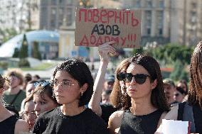 Kyiv pays tribute to Olenivka prison massacre victims