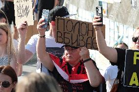 Kyiv pays tribute to Olenivka prison massacre victims