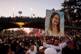 Venezuelan People Gather In Chile During Venezuela’s Elections