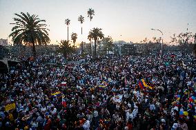 Venezuelan People Gather In Chile During Venezuela’s Elections