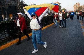 Venezuelan People Gather In Chile During Venezuela’s Elections