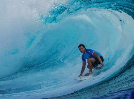 Paris 2024 - Women's Round 2 Heat Of Surfing