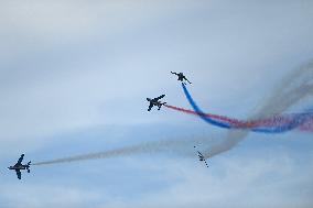 Patrouille de France At Bleuciel Airshow - Cabourg