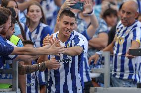 FC Porto presentation game