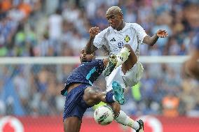 FC Porto presentation game