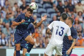 FC Porto presentation game