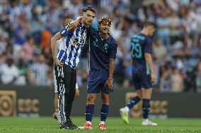 FC Porto presentation game