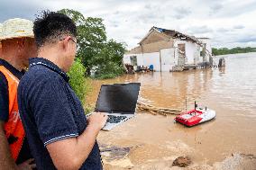 Over 3800 Evacuated After Dike Breach In Central China