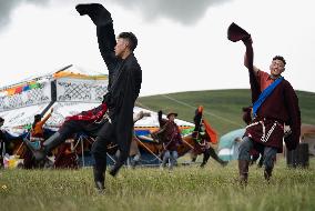 (SichuanMosaics)CHINA-SICHUAN-GRASSLAND-RURAL FOLK EVENT (CN)