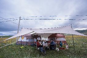 (SichuanMosaics)CHINA-SICHUAN-GRASSLAND-RURAL FOLK EVENT (CN)