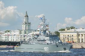 RUSSIA-ST. PETERSBURG-NAVY DAY-NAVAL PARADE CEREMONY