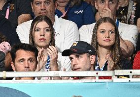 Paris 2024 - Princess Leonor And Sofia At Handball