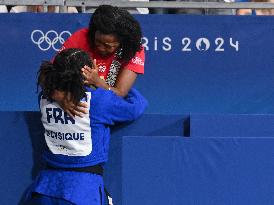 Paris 2024 - Judo - Sarah Leonie Cysique of France Celebrates With Family