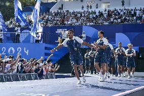 Paris 2024 - Fans welcome medalists at the Parc des Champions in Paris FA