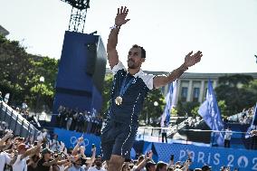 Paris 2024 - Fans welcome medalists at the Parc des Champions in Paris FA