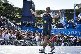 Paris 2024 - Fans welcome medalists at the Parc des Champions in Paris FA