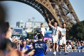 Paris 2024 - Fans welcome medalists at the Parc des Champions in Paris FA