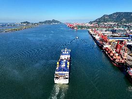 China-south Korea Ferry Passenger Transport