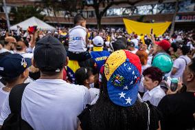 Venezuelans in Colombia during Presidential Elections