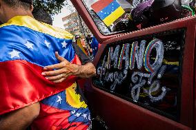 Venezuelans in Colombia during Presidential Elections