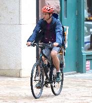 Hugh Dancy Bike Ride - NYC