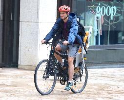 Hugh Dancy Bike Ride - NYC