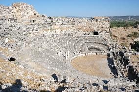 Ancient Greek Cities Located On The Aegean Sea Coast Of Turkiye