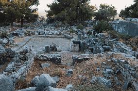 Ancient Greek Cities Located On The Aegean Sea Coast Of Turkiye