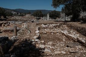 Ancient Greek Cities Located On The Aegean Sea Coast Of Turkiye