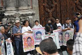 Relatives Of 43 Students Of Ayotzinapa Meet With  Claudia Sheinbaum