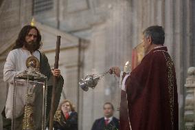 Relics Of St. Jude Thaddeus Arrive In Mexico