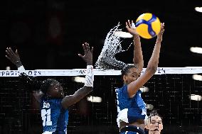 Paris 2024 - Women’s Volleyball - France v Serbia